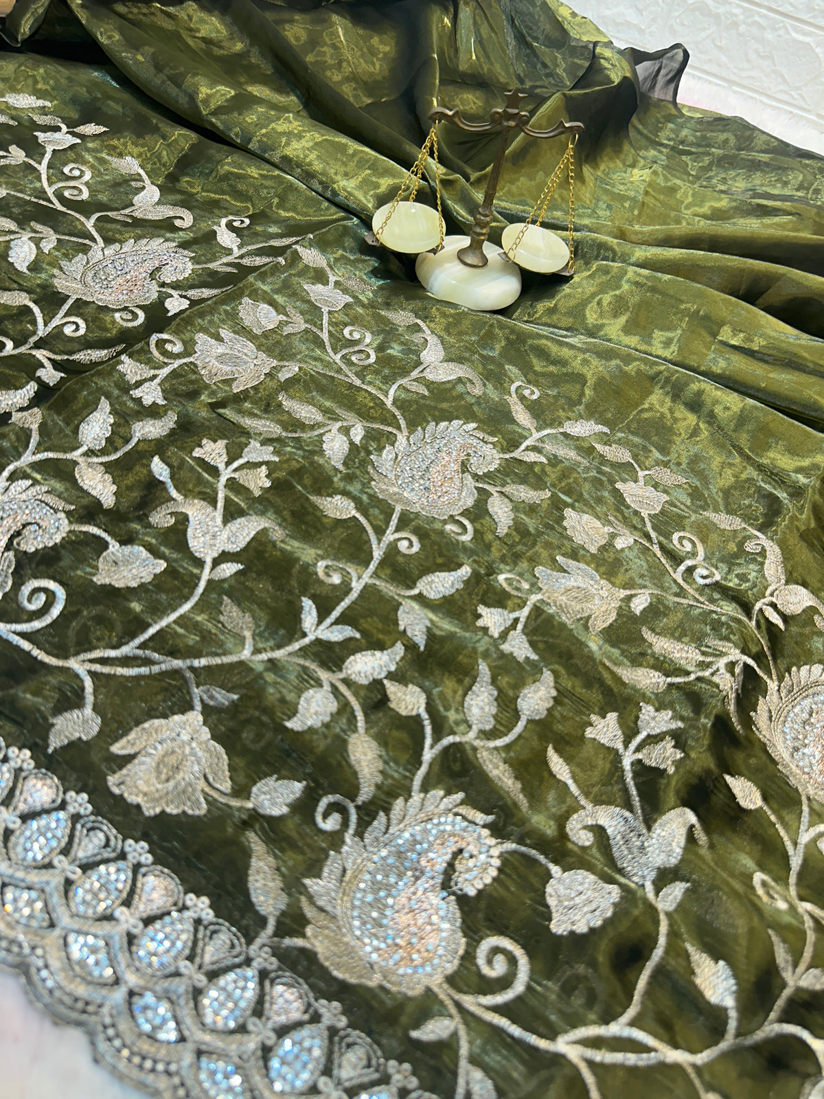 Buy 1 Get 1 FREE – Premium Zari Work Saree ✨