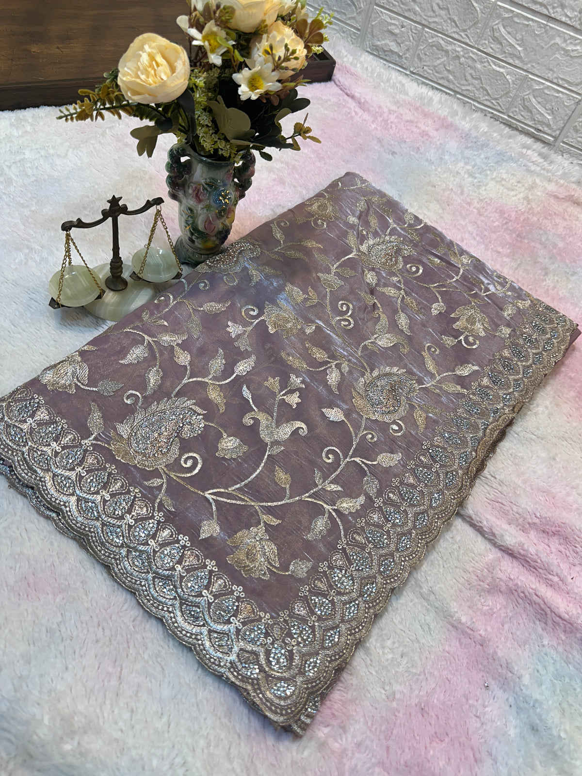 Buy 1 Get 1 FREE – Premium Mauve Zari Work Saree ✨