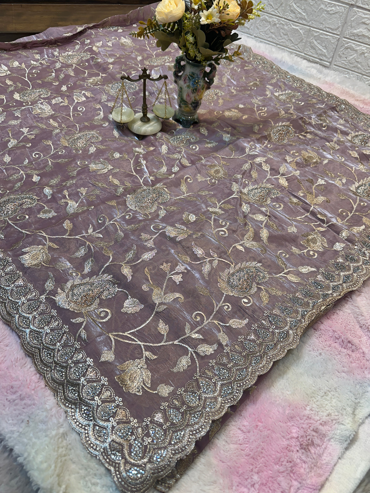 Buy 1 Get 1 FREE – Premium Mauve Zari Work Saree ✨