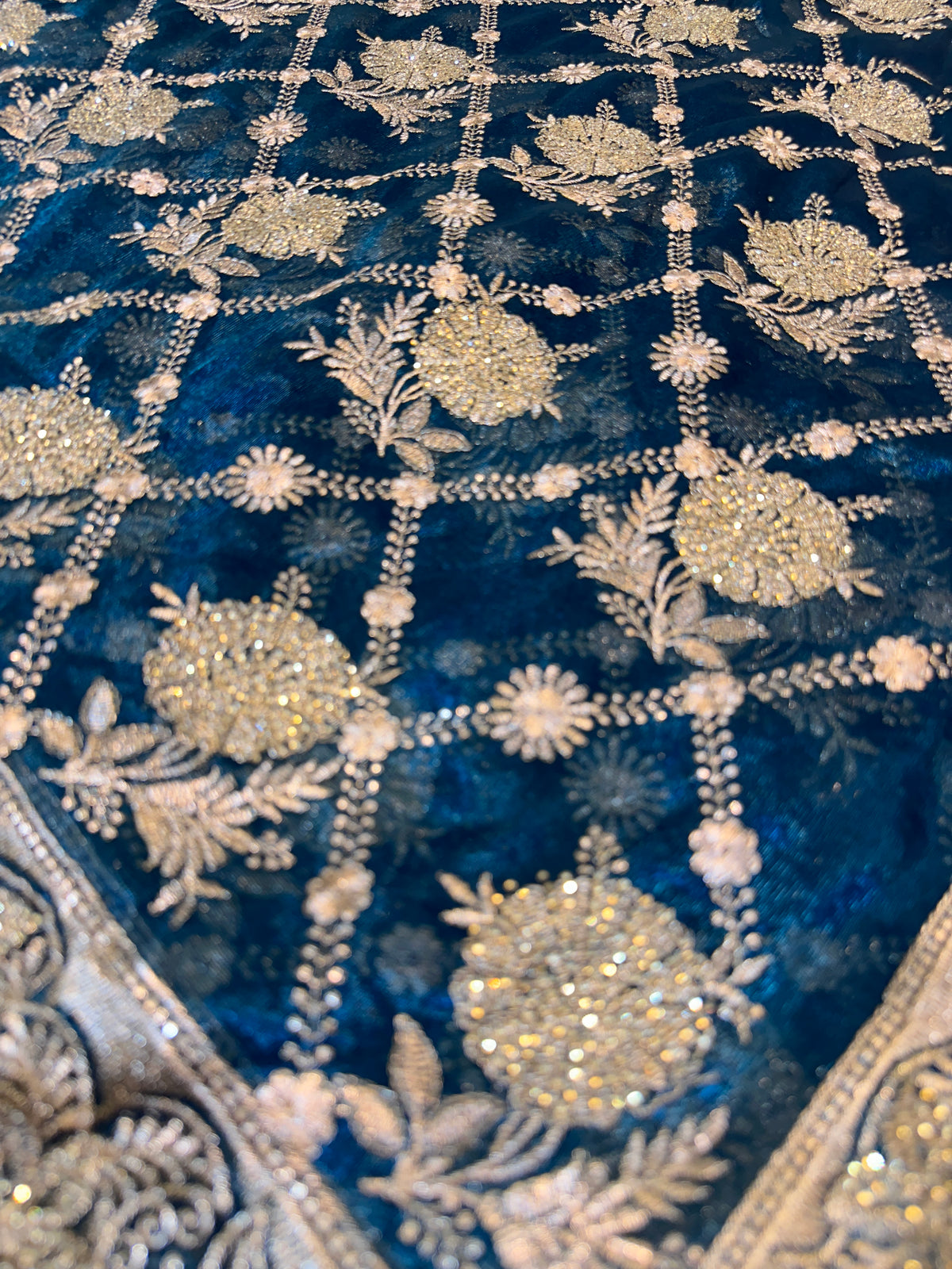 BUY 1 GET 1 FREE – Navy Blue Zari & Zarkhan Saree