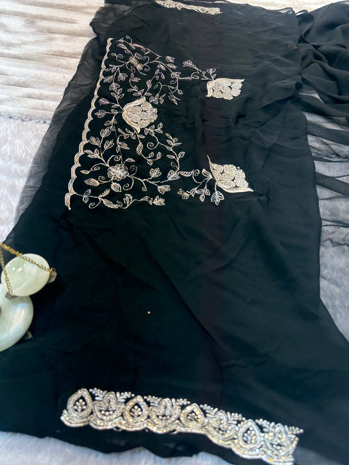 Black Designer Saree With Dupatta – Premium Floral Embroidery