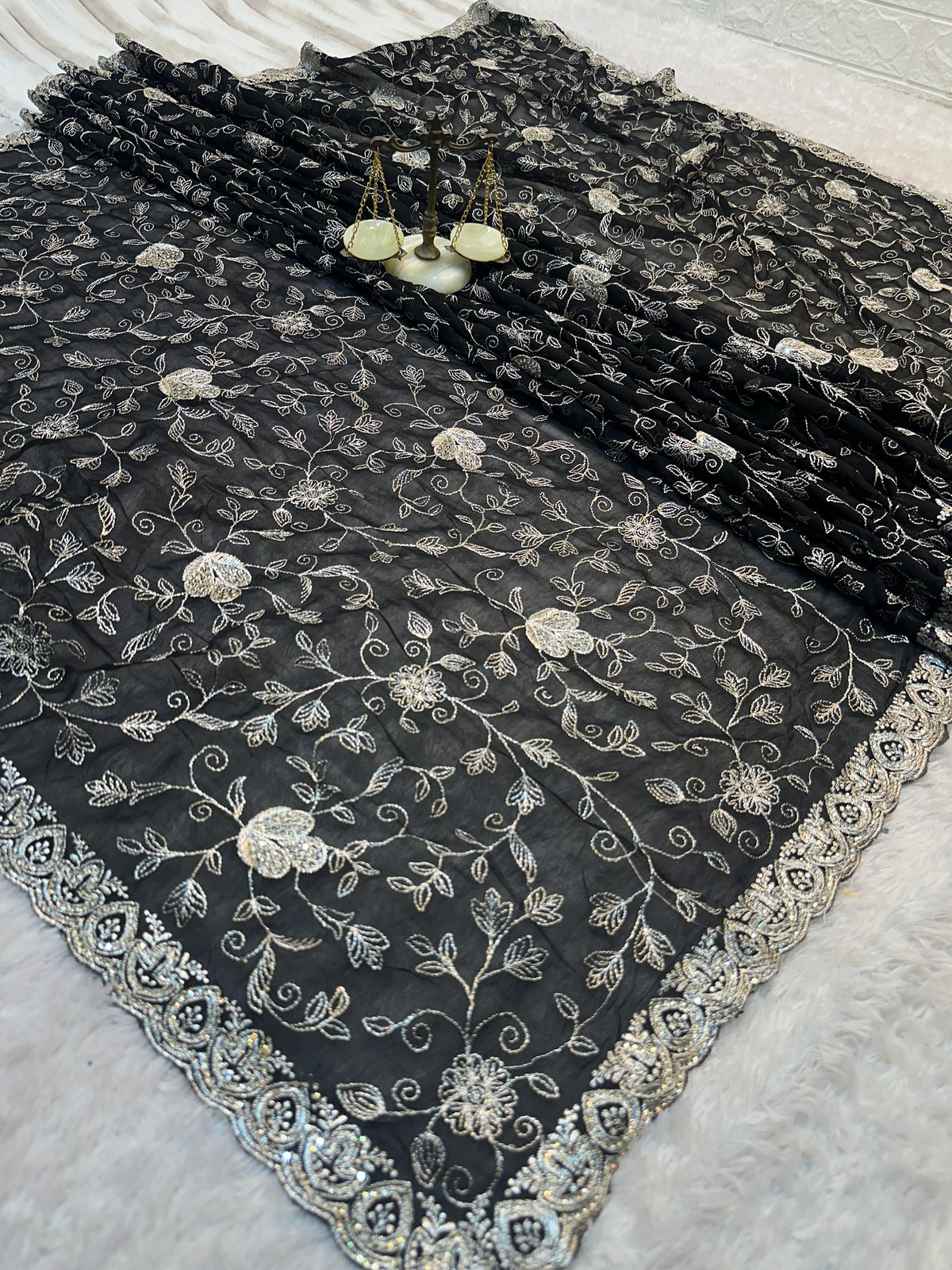 Black Designer Saree With Dupatta – Premium Floral Embroidery