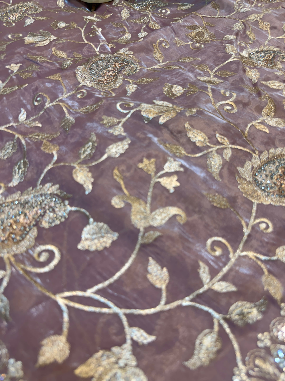 Buy 1 Get 1 FREE – Premium Mauve Zari Work Saree ✨